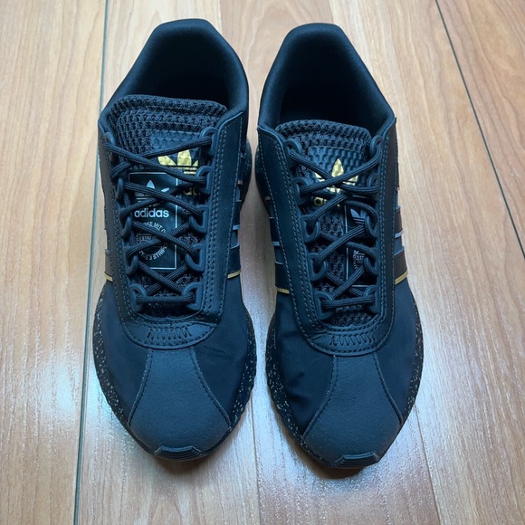 Adidas FY1143 SL Andridge black/gold shoes new size 6 Women’s NWOT - Picture 10 of 10